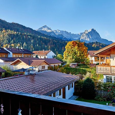 Ferienwohnung Anna การ์มิช-พาร์เทนเคียร์เชน ภายนอก รูปภาพ