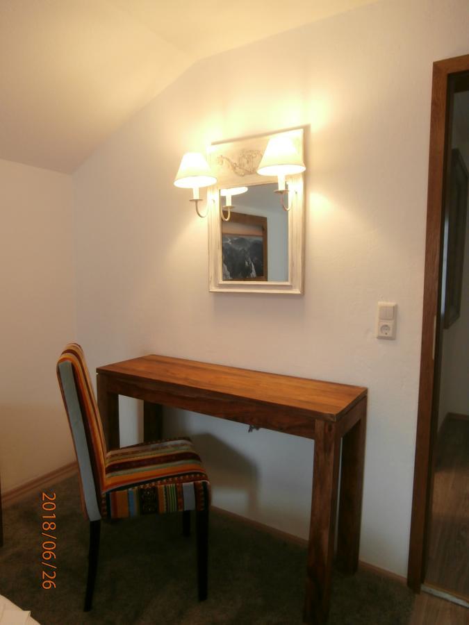 Ferienwohnung Anna การ์มิช-พาร์เทนเคียร์เชน ภายนอก รูปภาพ