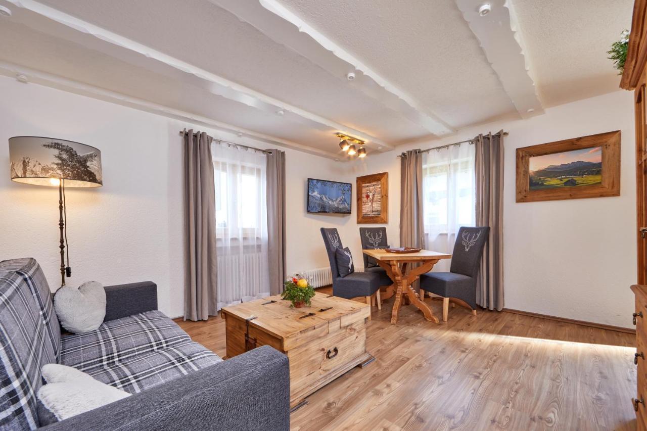 Ferienwohnung Anna การ์มิช-พาร์เทนเคียร์เชน ภายนอก รูปภาพ